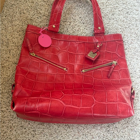 Dooney & Bourke Sara RED Croc Embossed Leather Tote Hobo Shoulder Bag Large - Picture 1 of 12